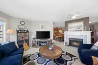 203 1327 BEST STREET - thumbnail 3