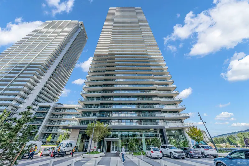 516 3809 EVERGREEN PLACE - photo 2 of 25