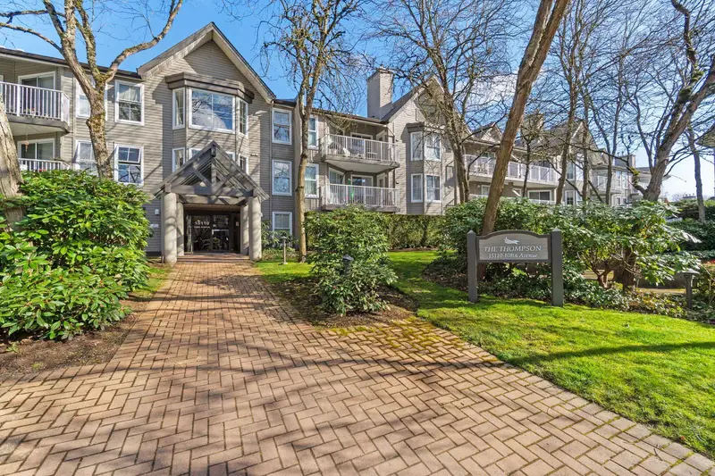 105 15110 108 AVENUE - photo 1 of 25