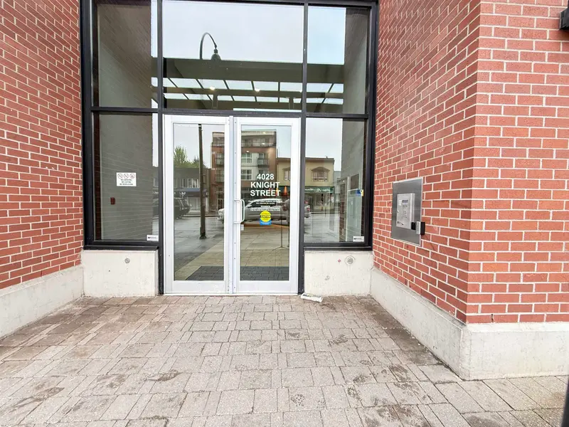 405 4028 KNIGHT STREET - photo 4 of 25