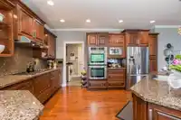 16 3300 157A STREET - thumbnail 12
