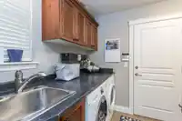 16 3300 157A STREET - thumbnail 27