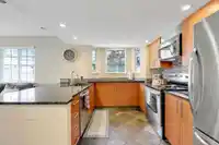 110 16335 14 AVENUE - thumbnail 12