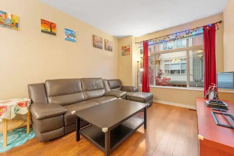 42 15151 34 AVENUE - photo 3 of 25