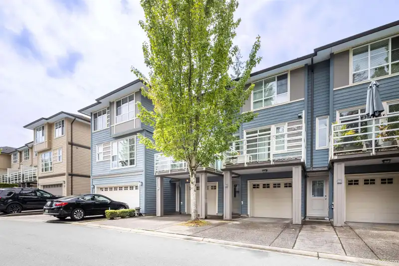 68 15405 31 AVENUE - photo 1 of 23