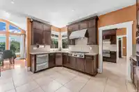 3372 155 STREET - thumbnail 10