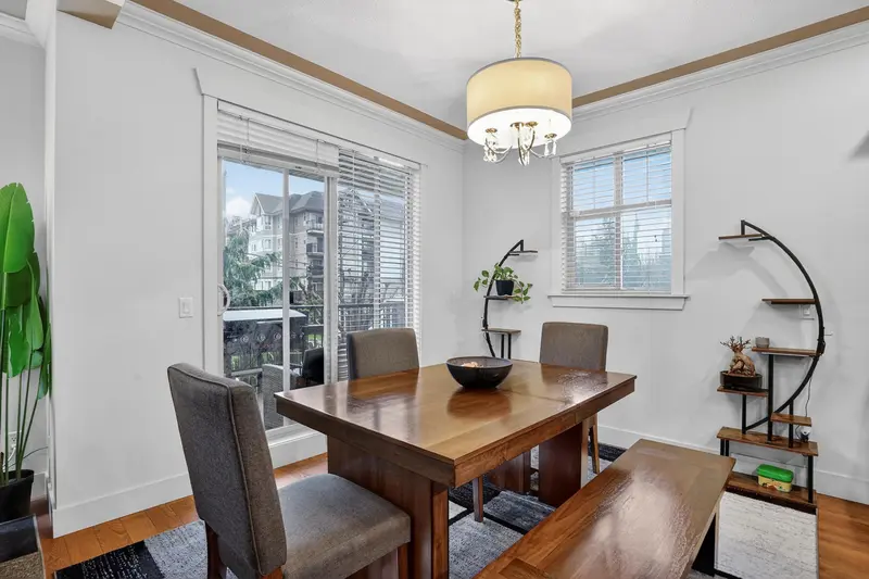 100 45893 CHESTERFIELD AVENUE - photo 4 of 16