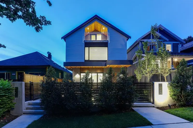 1943 E 6TH AVENUE - photo 1 of 22