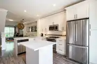 4 3039 156 STREET - thumbnail 1