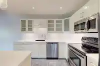 309 1520 VIDAL STREET - thumbnail 3