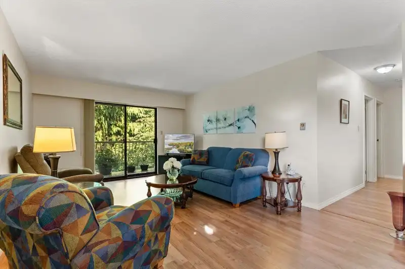 301 12890 17 AVENUE - photo 3 of 25