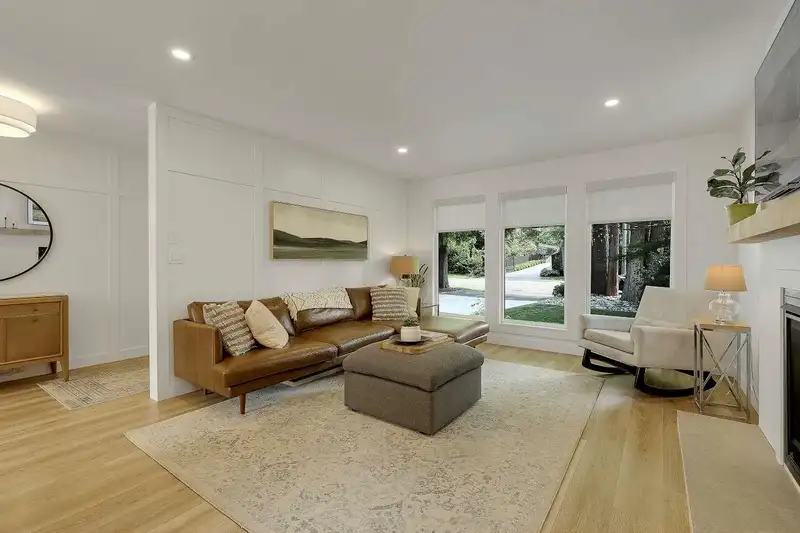 2439 124 STREET - photo 4 of 40