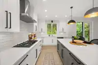 972 MCNALLY CREEK DRIVE - thumbnail 10