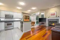 80 14909 32 AVENUE - thumbnail 4