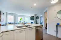 303 2940 KING GEORGE BOULEVARD - thumbnail 13
