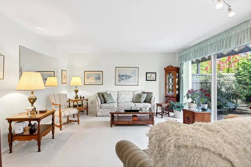 101 16275 15 AVENUE - photo 3 of 40