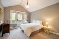 2560 128 STREET - thumbnail 15