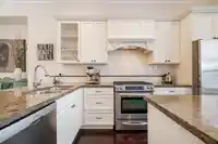 2560 128 STREET - thumbnail 3