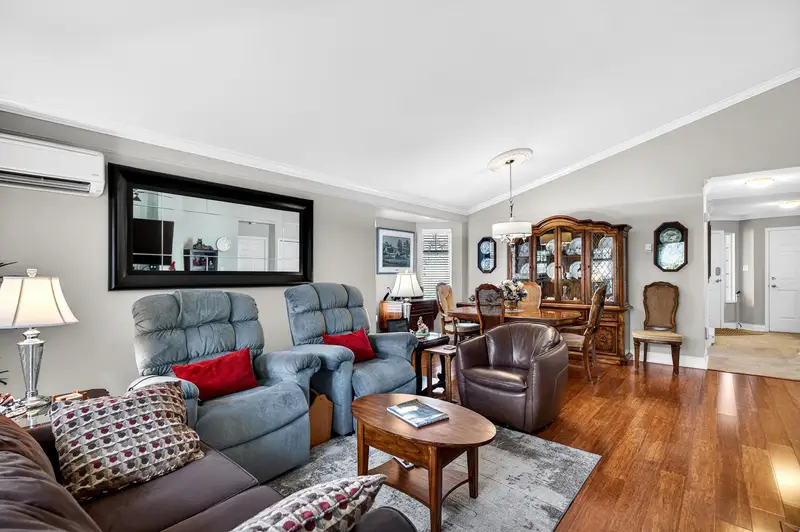 112 8737 212 STREET - photo 4 of 25