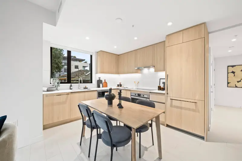 204 4928 QUEBEC STREET - photo 4 of 25