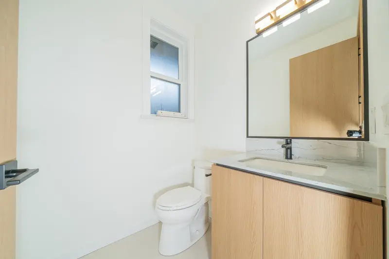 2 5091 BUXTON STREET - photo 3 of 25