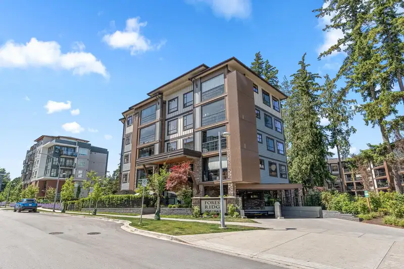 304 3535 146A STREET - photo 2 of 31