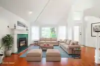 2185 140A STREET - thumbnail 28