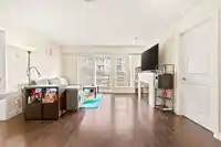 219 15735 CROYDON DRIVE - thumbnail 7