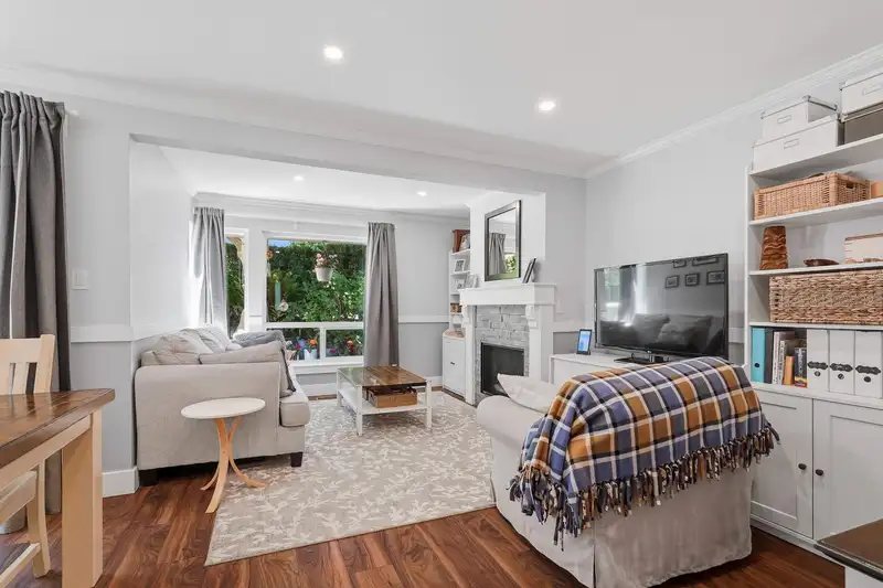 15913 ALDER PLACE - photo 1 of 35