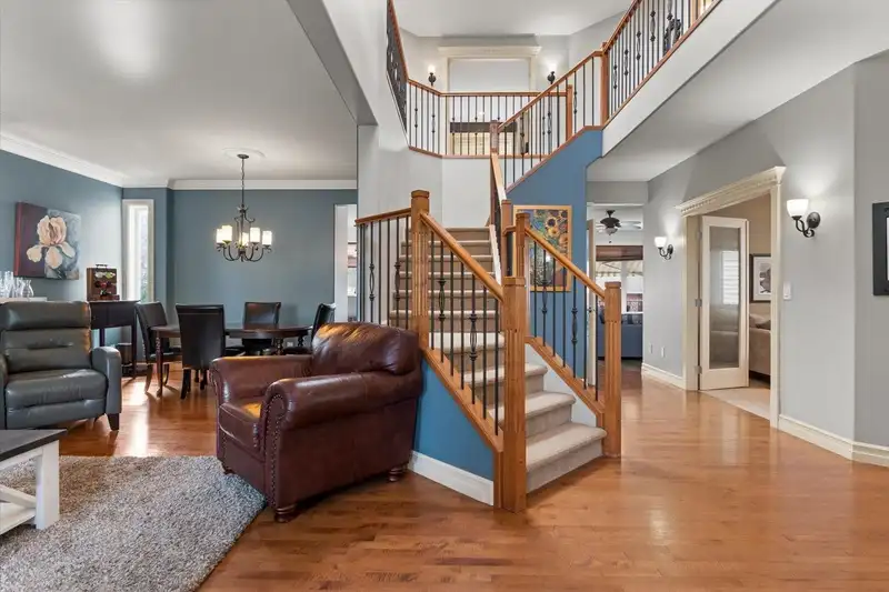 36598 E AUGUSTON PARKWAY - photo 3 of 25