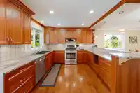 16199 13TH AVENUE - thumbnail 9