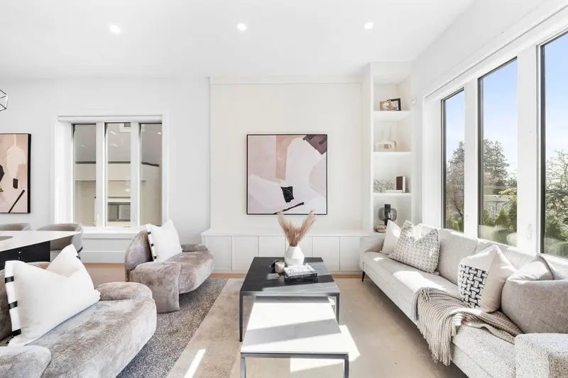 529 W 61ST AVENUE - photo 2 of 25