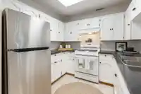 107 13965 16 AVENUE - thumbnail 4