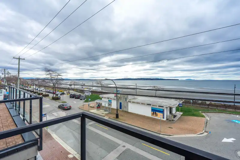 301 15449 MARINE DRIVE - photo 3 of 36