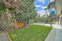 967 164 STREET - thumbnail 3