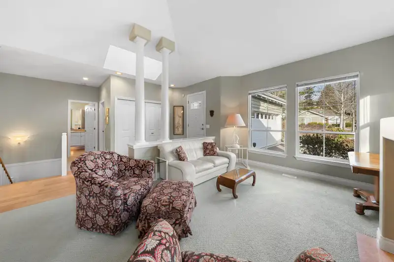 4 1711 140 STREET - photo 3 of 38