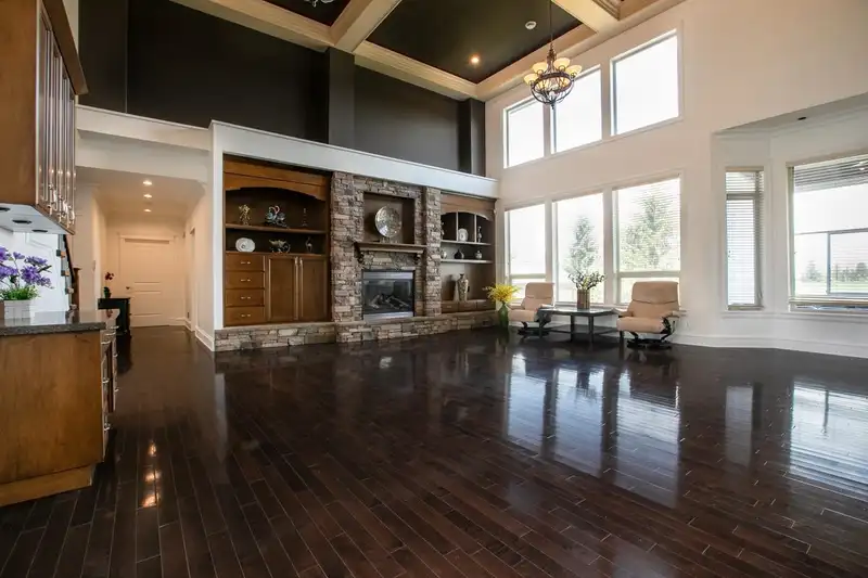 15877 39A AVENUE - photo 3 of 25