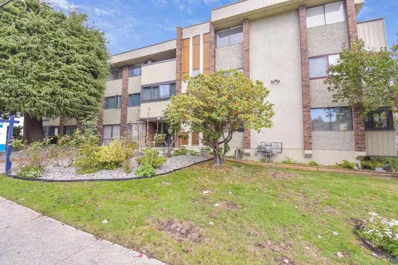 307 1320 FIR STREET - photo 1 of 21