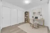 211 1342 JOHNSTON ROAD - thumbnail 2