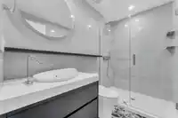 211 1342 JOHNSTON ROAD - thumbnail 11