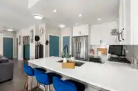 401 1420 JOHNSTON ROAD - thumbnail 11