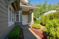 27 18088 8 AVENUE - thumbnail 4