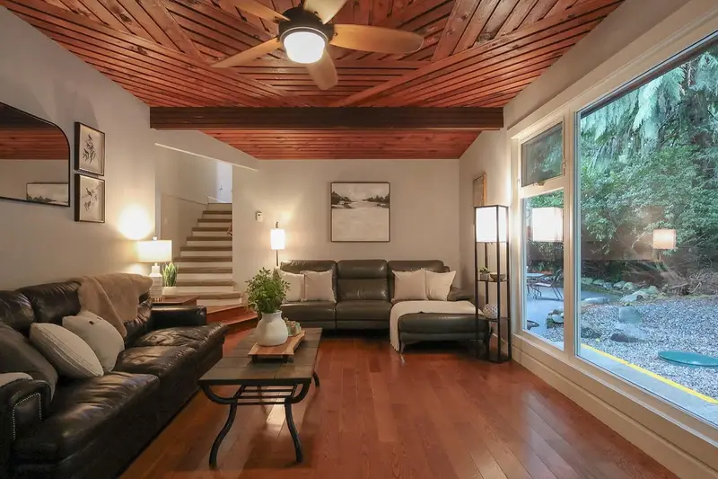 11277 GRAHAM STREET - photo 2 of 25