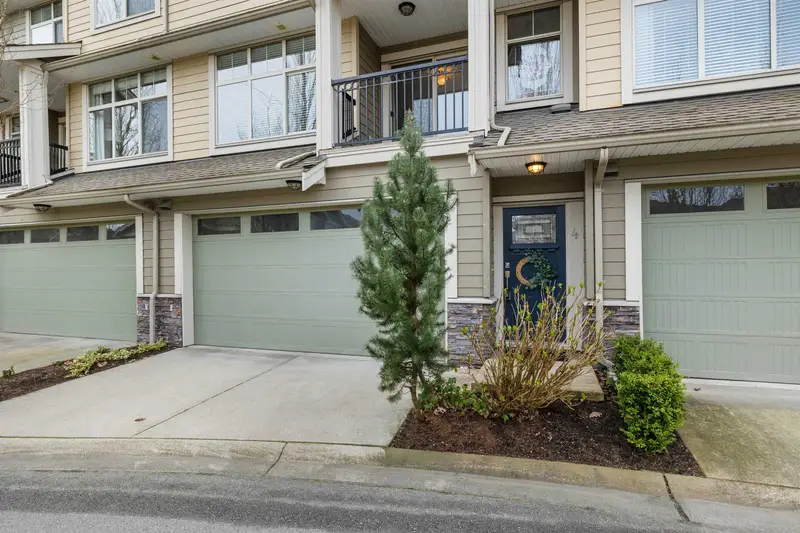 4 22225 50 AVENUE - photo 4 of 25