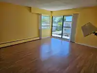 305 1355 FIR STREET - thumbnail 2