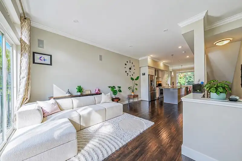 9 2528 156 STREET - photo 3 of 40