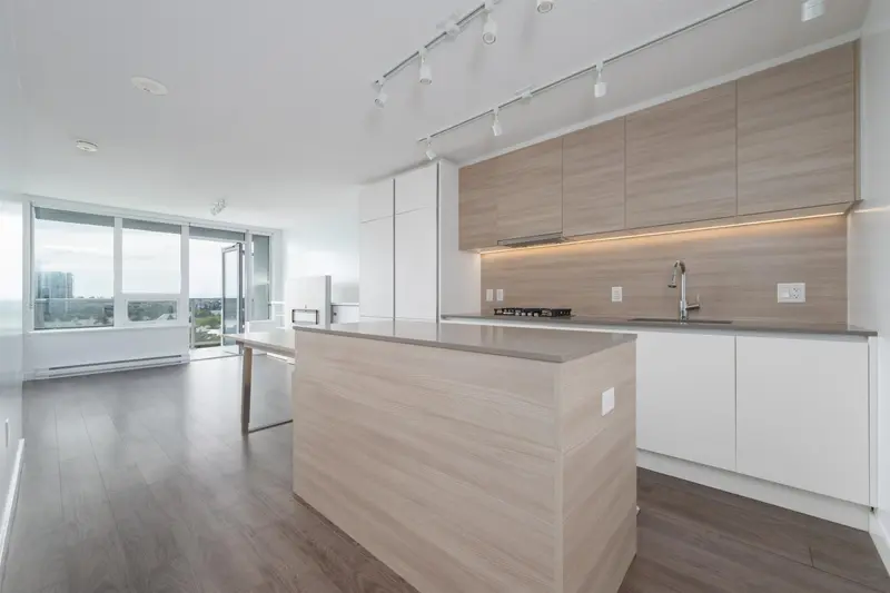 1012 988 QUAYSIDE DRIVE - photo 3 of 25