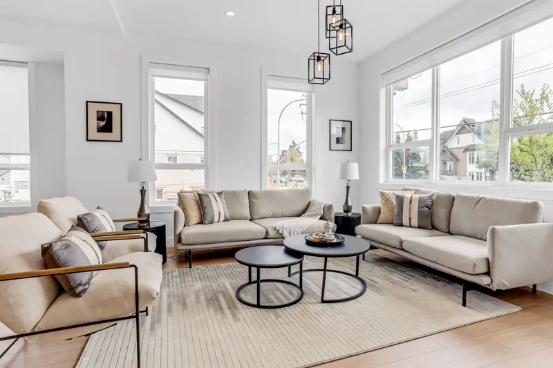 20961 83 AVENUE - photo 3 of 25