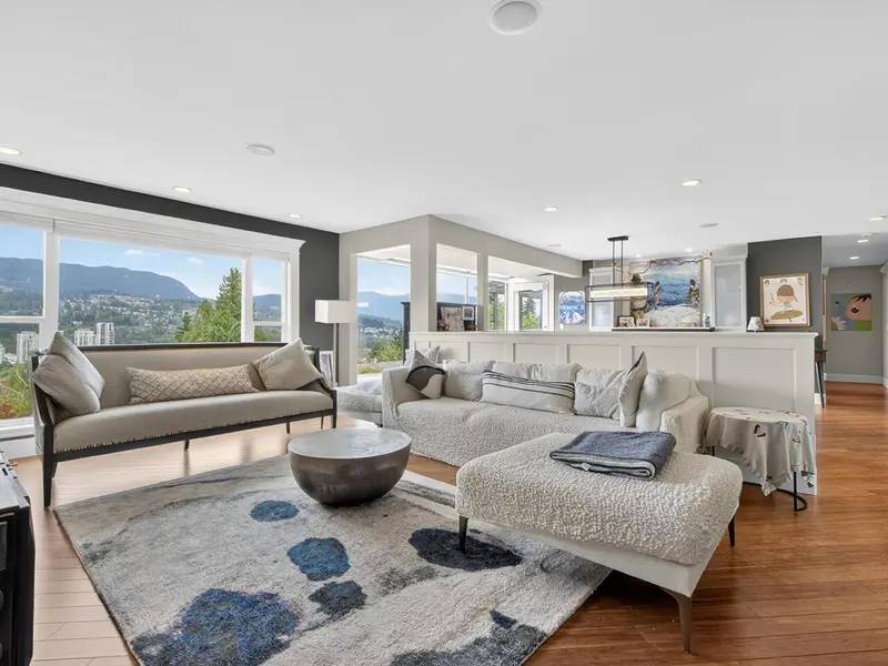 1052 CORONA CRESCENT - photo 1 of 25