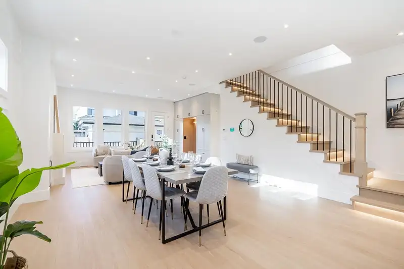 101 13711 16 AVENUE - photo 3 of 39
